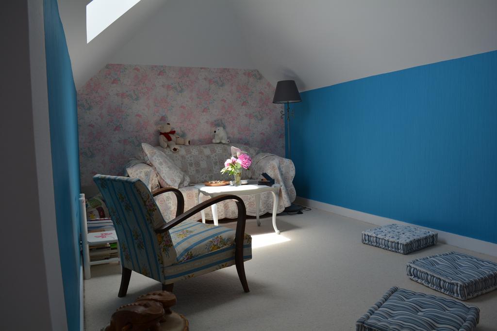 La Roseliere Hotel Carentan Room photo